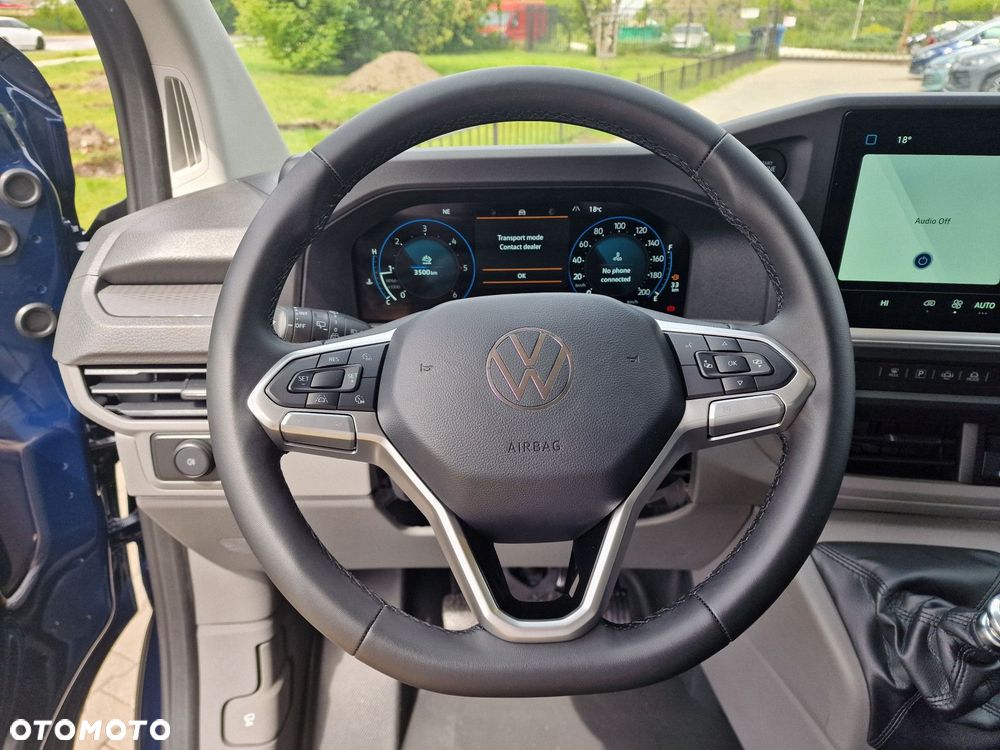 Volkswagen Caravelle - 16