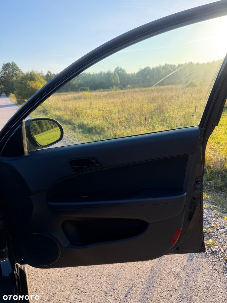 Hyundai i30 i30cw 1.6 CRDi FIFA WM Edition - 19