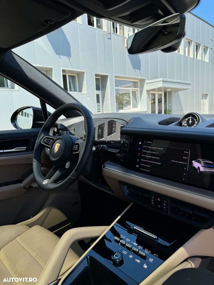 Porsche Cayenne Coupe Black Edition - 35