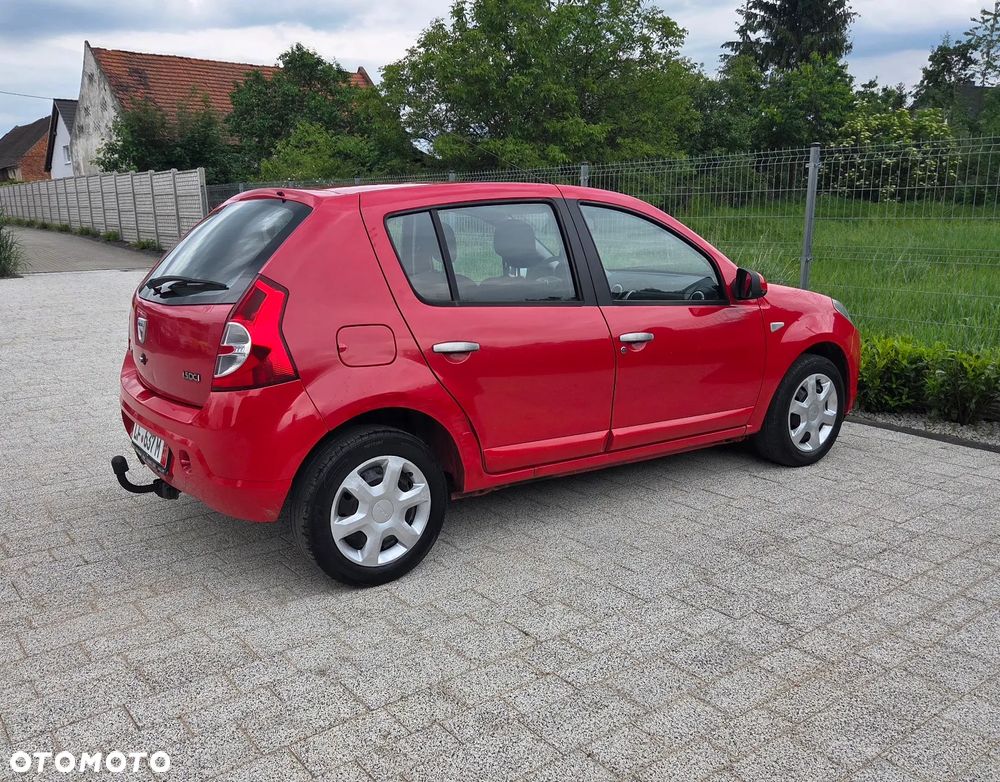 Dacia Sandero - 4
