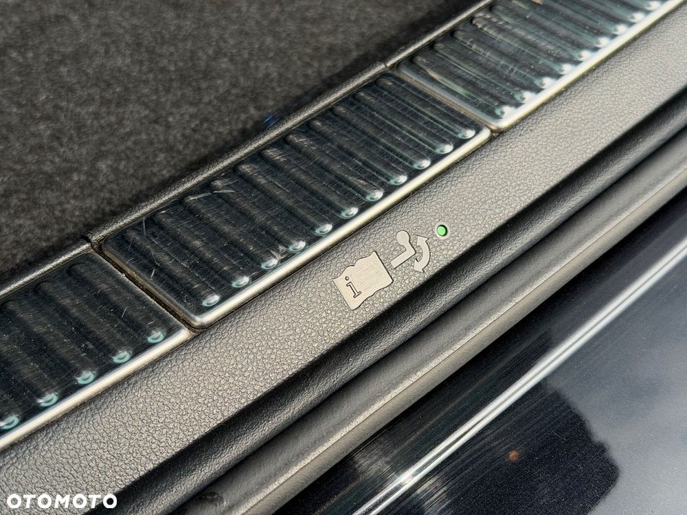 Skoda Superb 2.0 TDI 4x4 Sportline DSG - 23