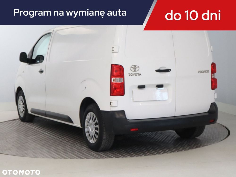 Toyota proace - 6