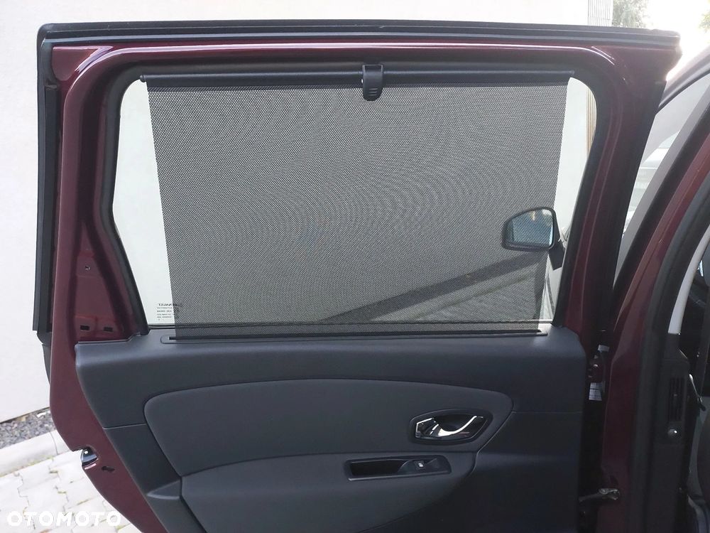 Renault Scenic ENERGY TCe 130 S&S Paris - 32