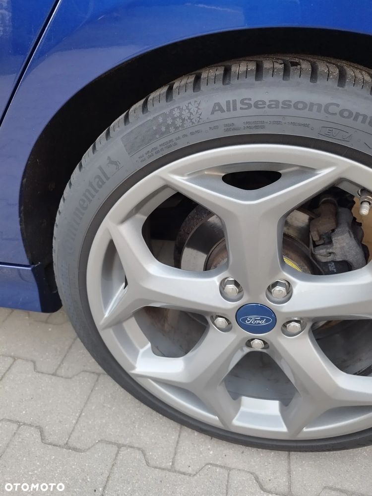 Ford Focus 2.0 TDCi ST - 11