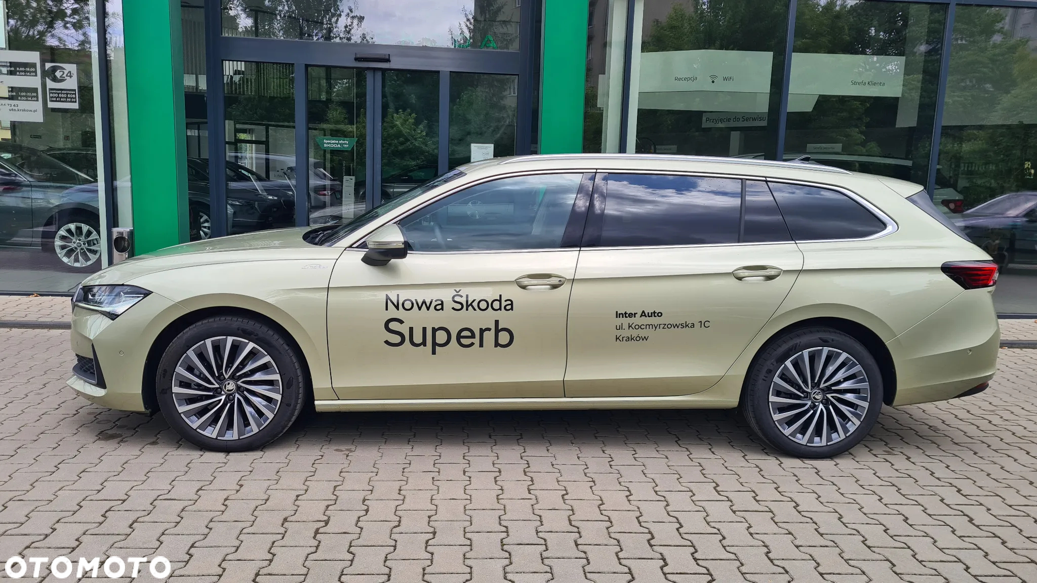 Skoda Superb 2.0 TDI SCR 4x4 L&K DSG - 8