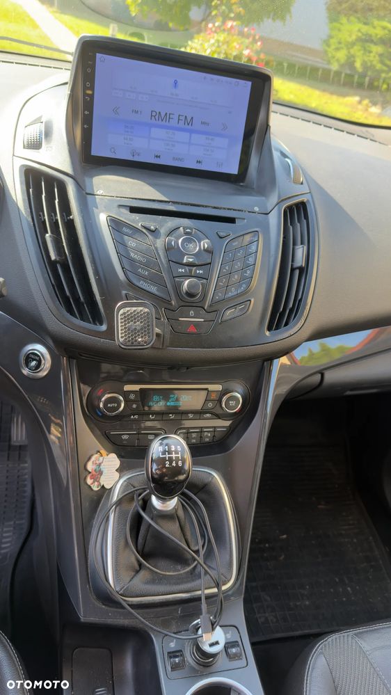 Ford Kuga - 8