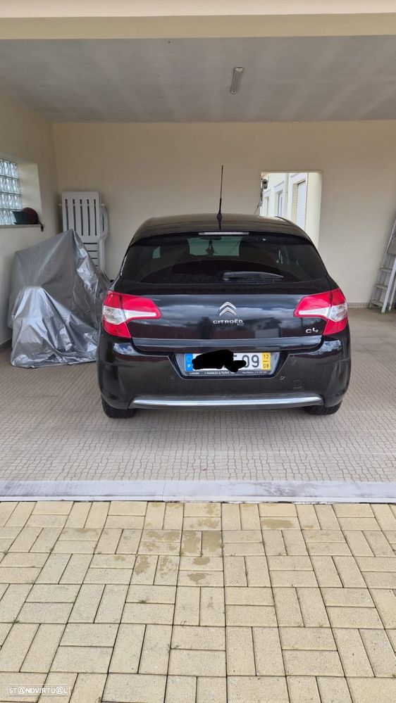 Citroën C4 1.6 HDi Attraction - 2