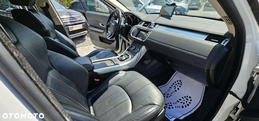 Land Rover Range Rover Evoque - 24
