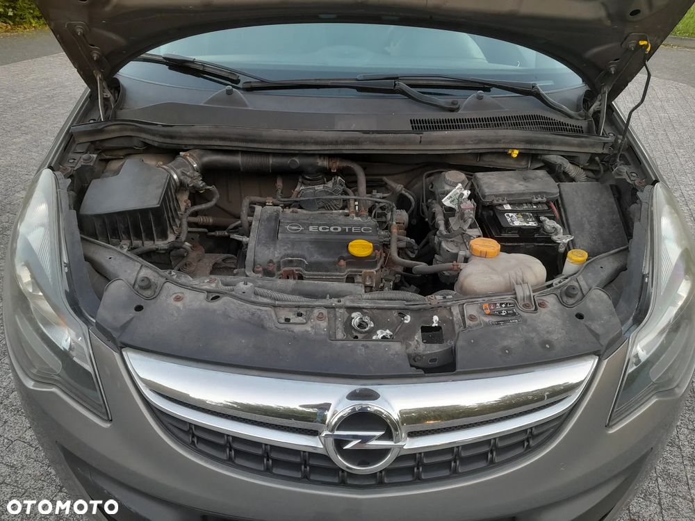 Opel Corsa - 22