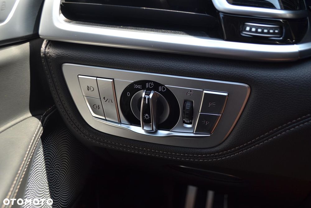 BMW Seria 7 750d xDrive sport - 21