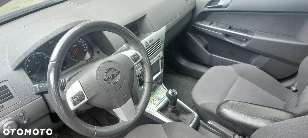 Opel Astra 1.6 - 12