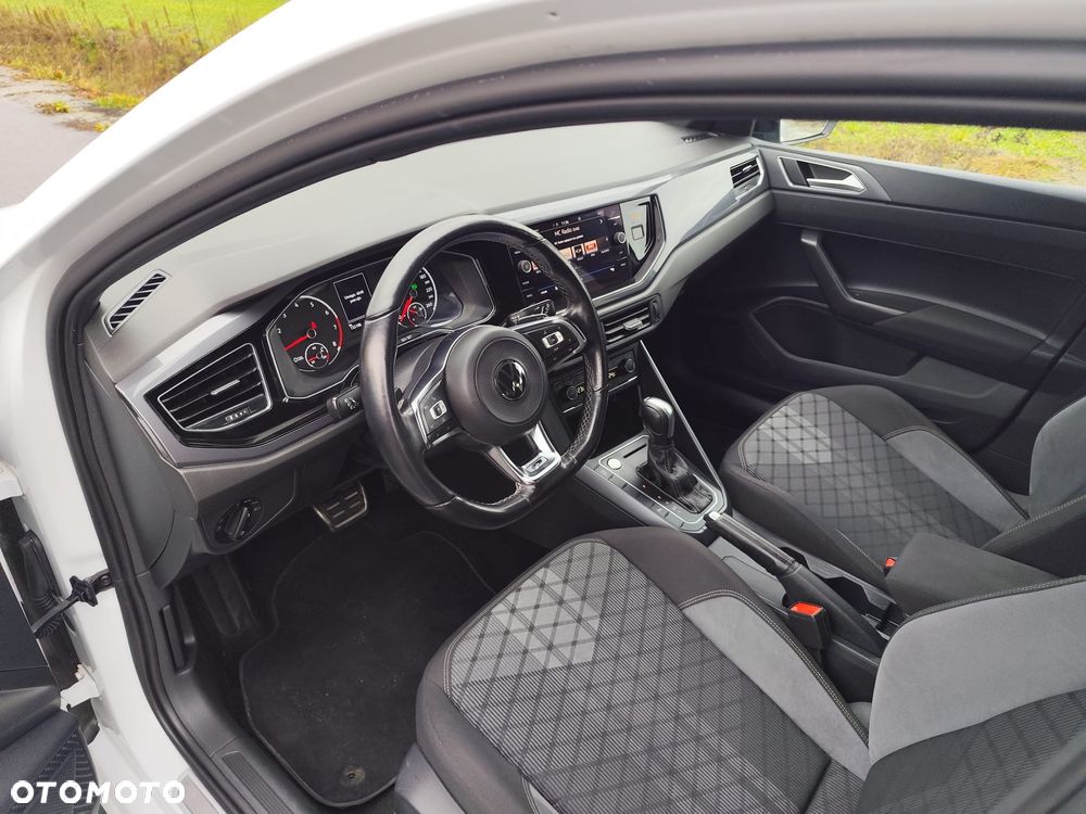 Volkswagen Polo - 15