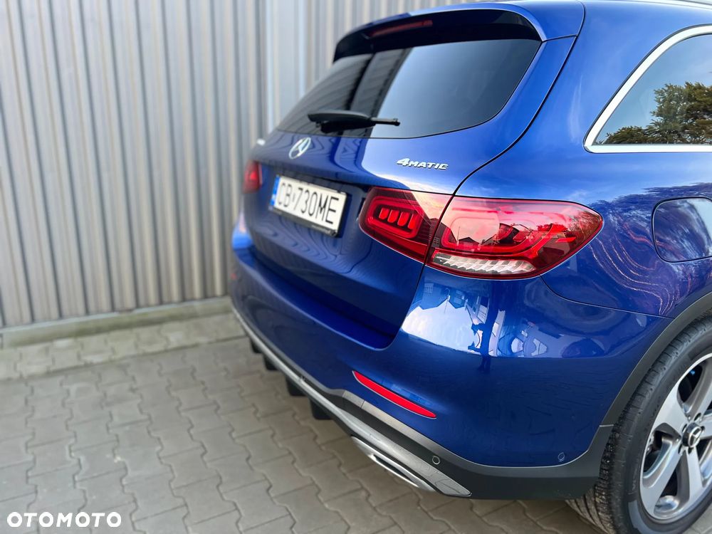 Mercedes-Benz GLC 200 4Matic 9G-TRONIC AMG Line - 22