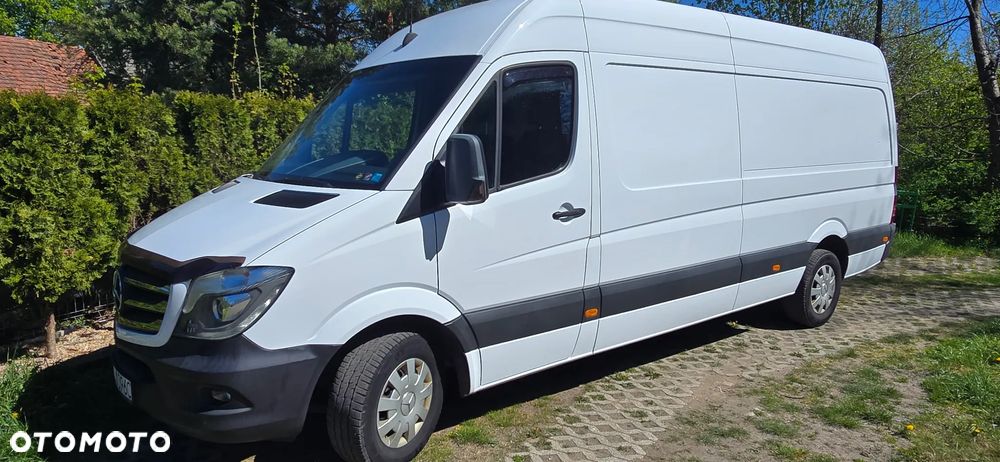 Mercedes-Benz Sprinter 319 - 4