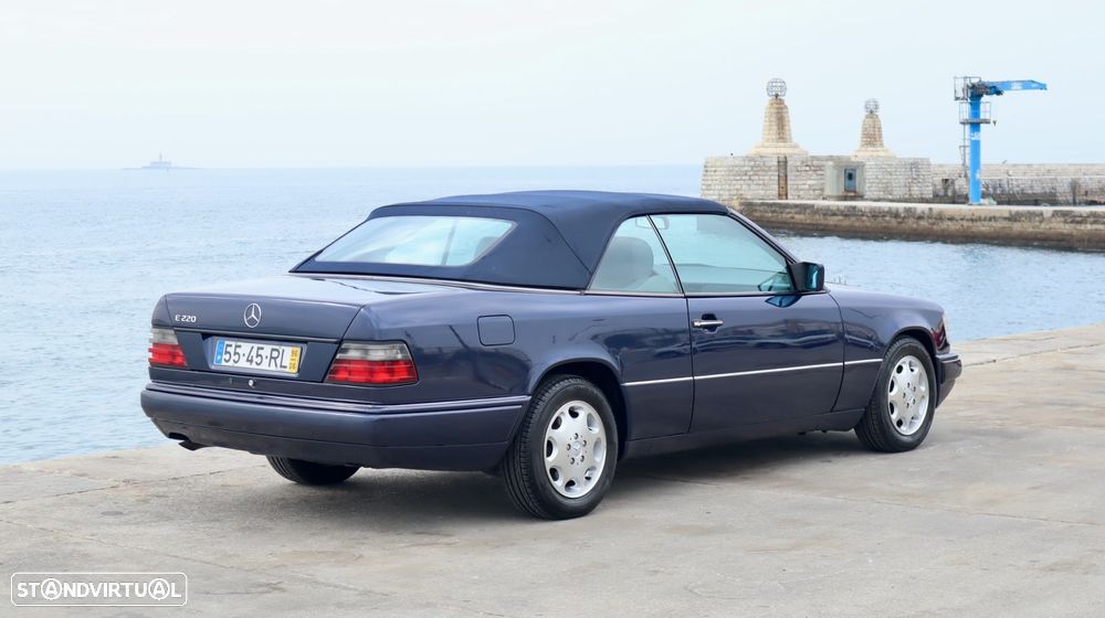 Mercedes-Benz E 220 - 24