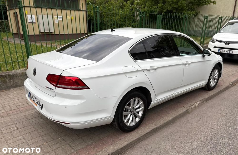 Volkswagen Passat 1.8 TSI BMT Comfortline - 4