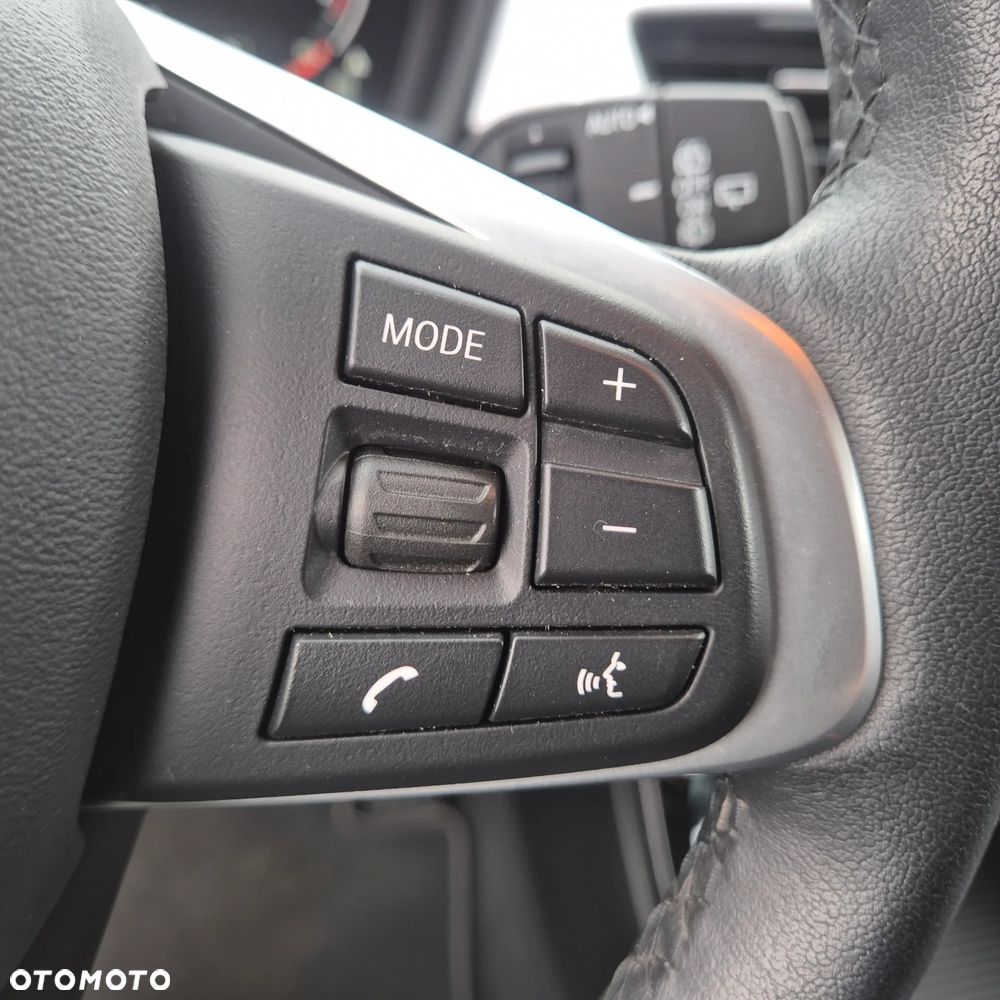 BMW X2 sDrive18i Advantage Plus - 24