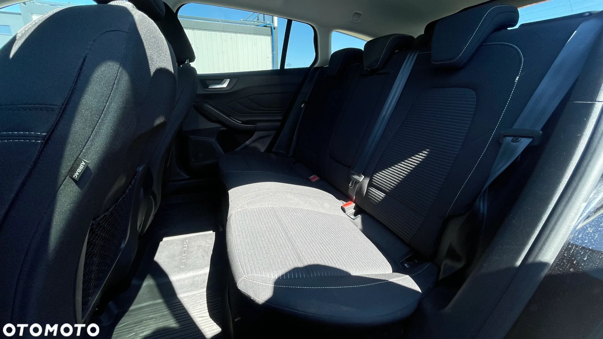 Ford Focus 1.5 EcoBoost Titanium Business - 17