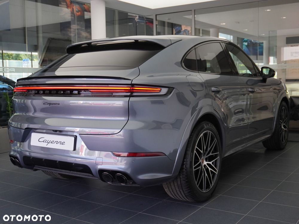 Porsche Cayenne E-Hybrid PHEV Black Edition - 14