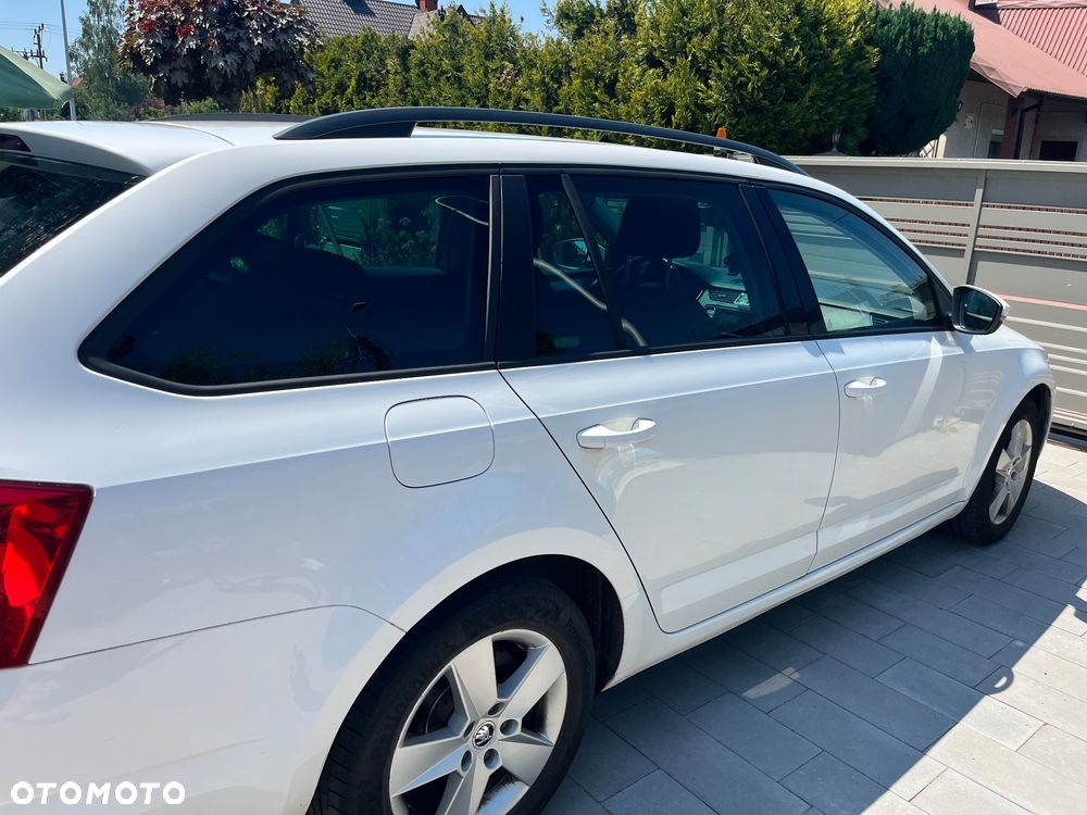 Skoda Octavia 1.6 TDI Elegance DSG - 18
