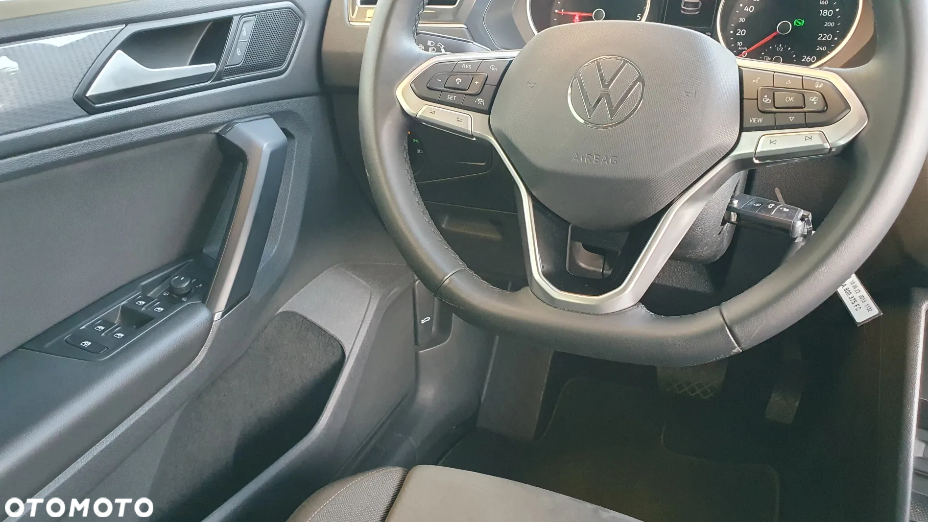 Volkswagen Tiguan 2.0 TDI SCR Life DSG - 17