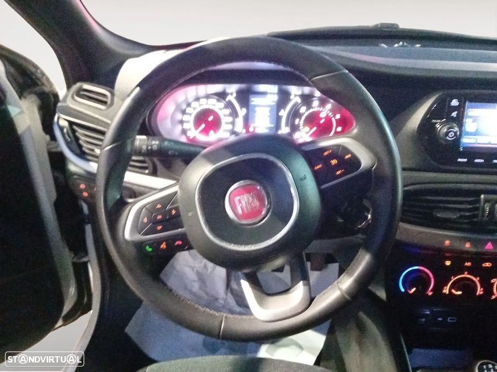 Fiat Tipo Station Wagon 1.3 M-Jet Street - 13
