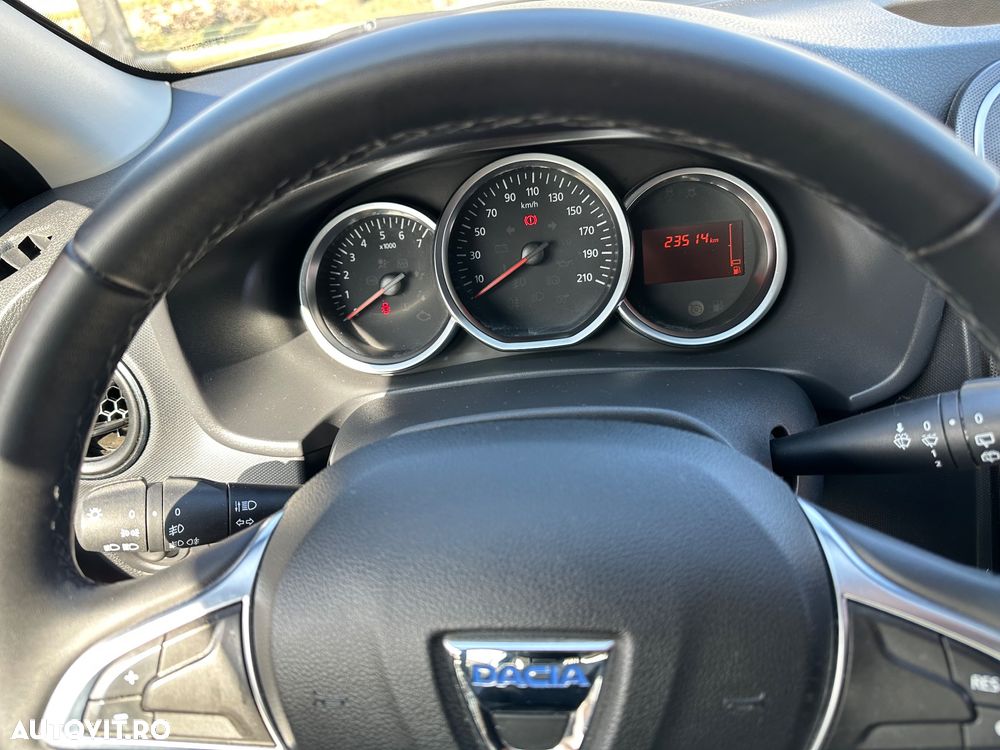 Dacia Logan Stepway 0.9 TCe - 16