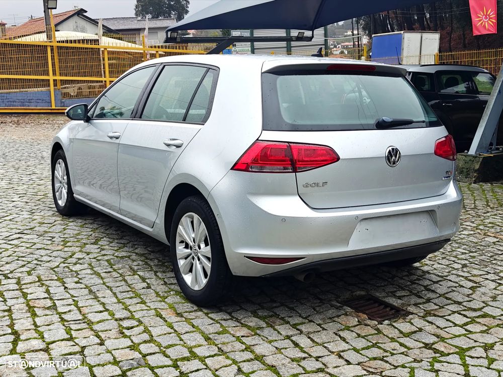 VW Golf 1.6 TDi DPF Comfortline - 5