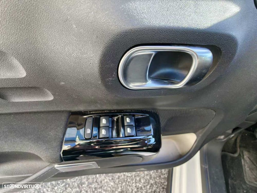 Citroën C3 1.2 PureTech Feel - 11