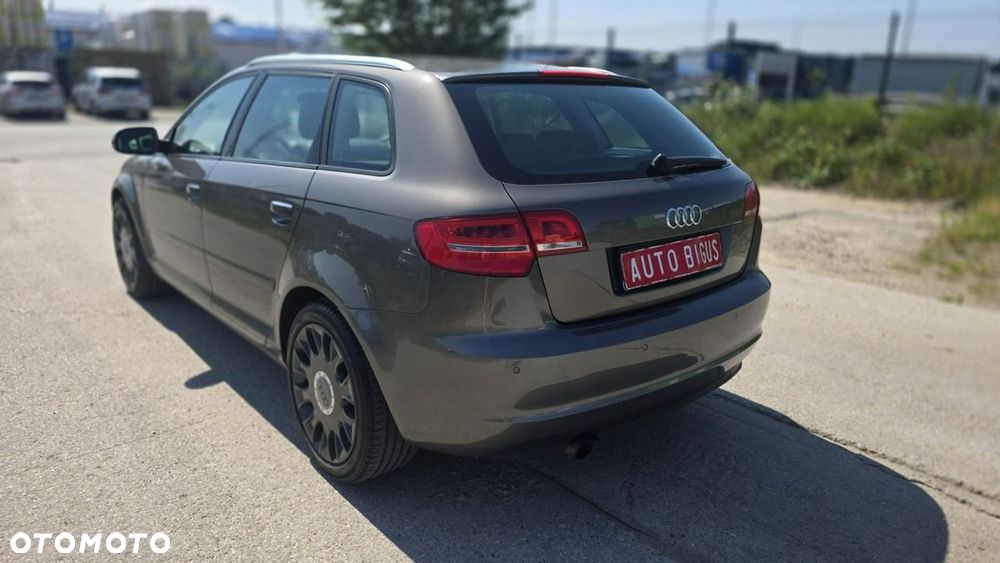 Audi A3 Sportback - 4