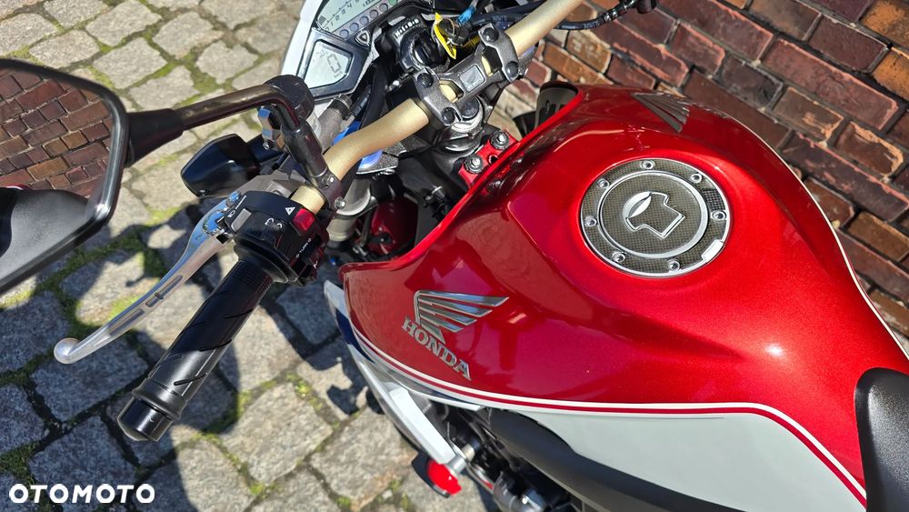 Honda CB - 4