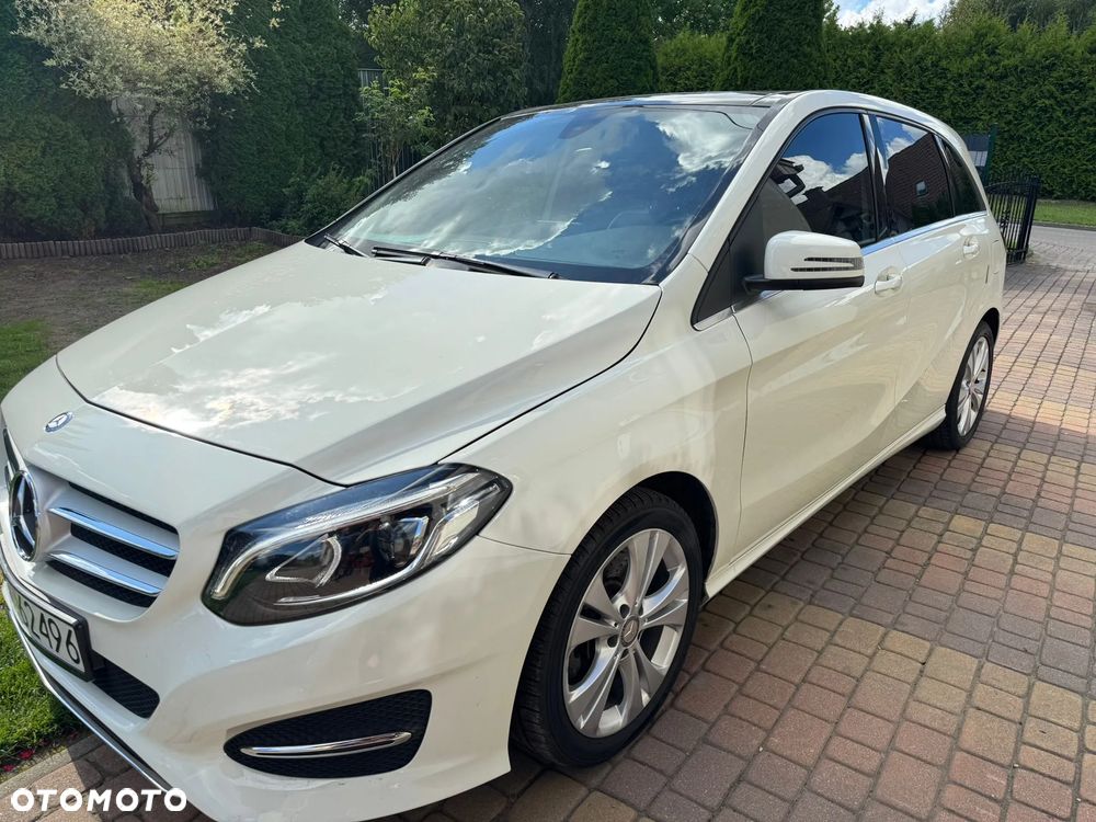 Mercedes-Benz Klasa B 250 4Matic 7G-DCT UrbanStyle Edition