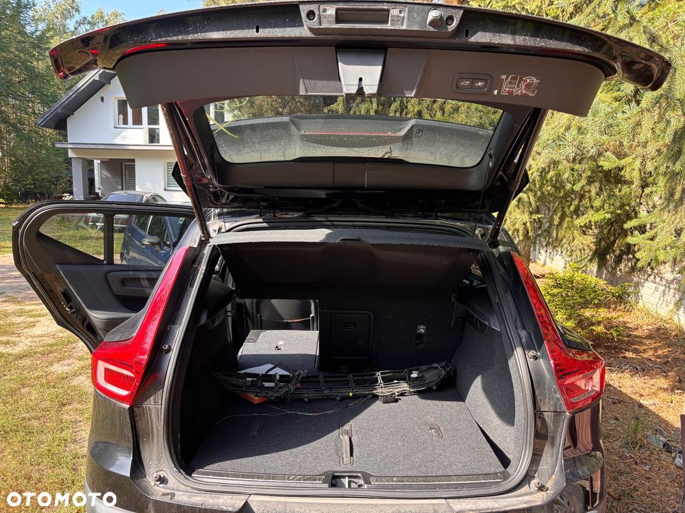 Volvo XC 40 T4 R-Design - 9