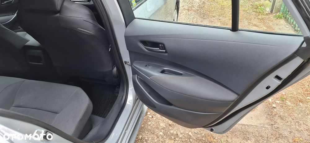 Toyota Corolla 1.8 Hybrid Active - 25