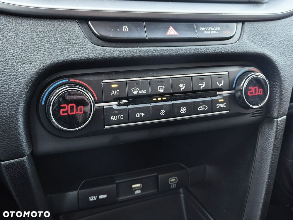 Kia XCeed 1.5 T-GDI Business Line DCT - 20