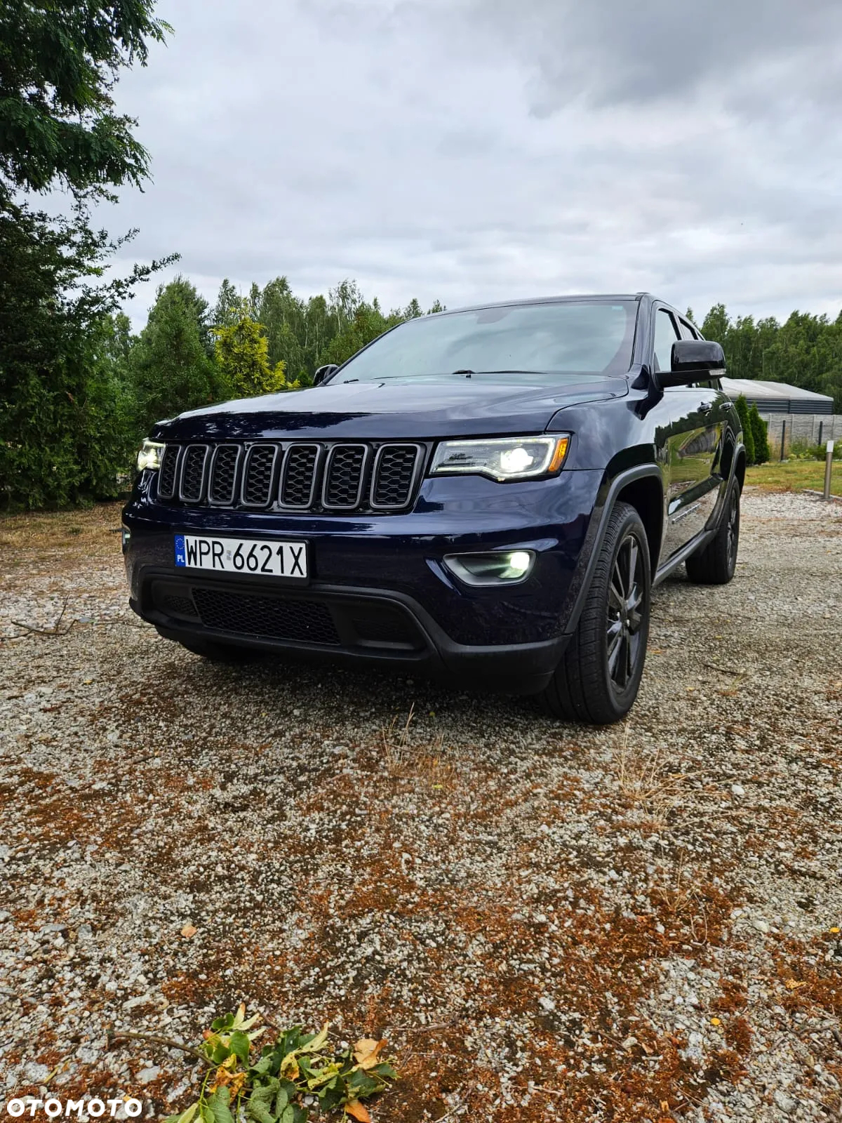 Jeep Grand Cherokee - 9