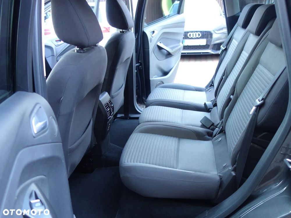 Ford C-MAX 2.0 TDCi Start-Stop-System Titanium - 25