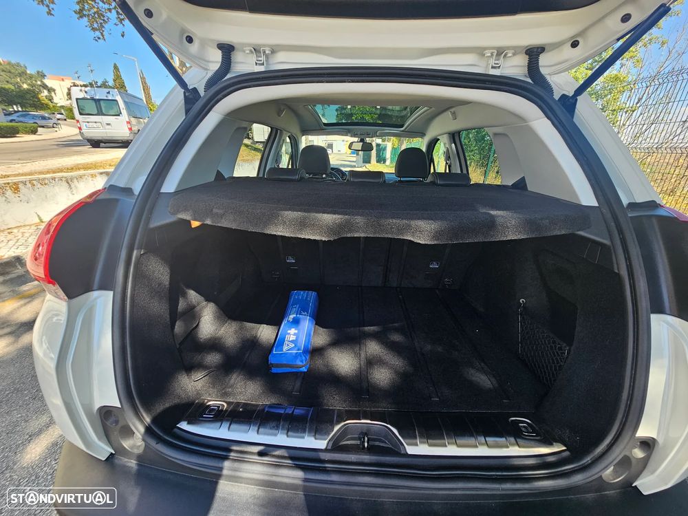 Peugeot 2008 e-HDi FAP 115 STOP & START Allure - 6