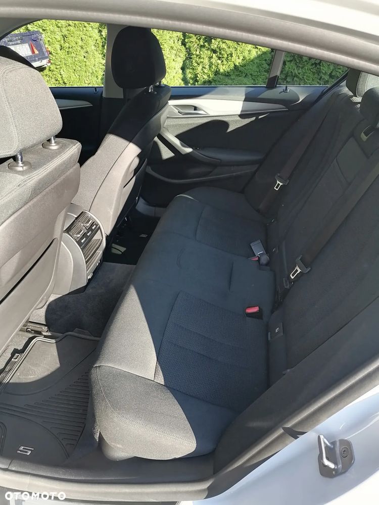 BMW Seria 5 - 29