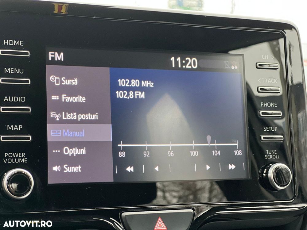 Toyota Yaris 1.0 L Eco - 23