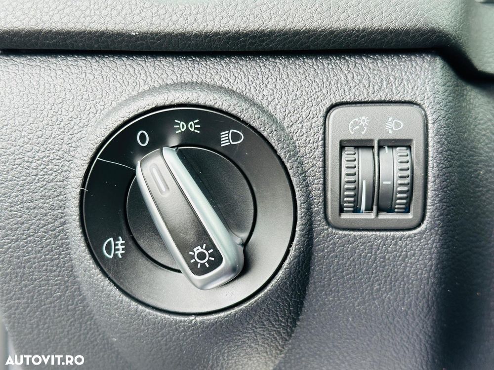 Volkswagen Tiguan 2.0 TDI DPF BlueMotion Technology Trend & Fun - 19