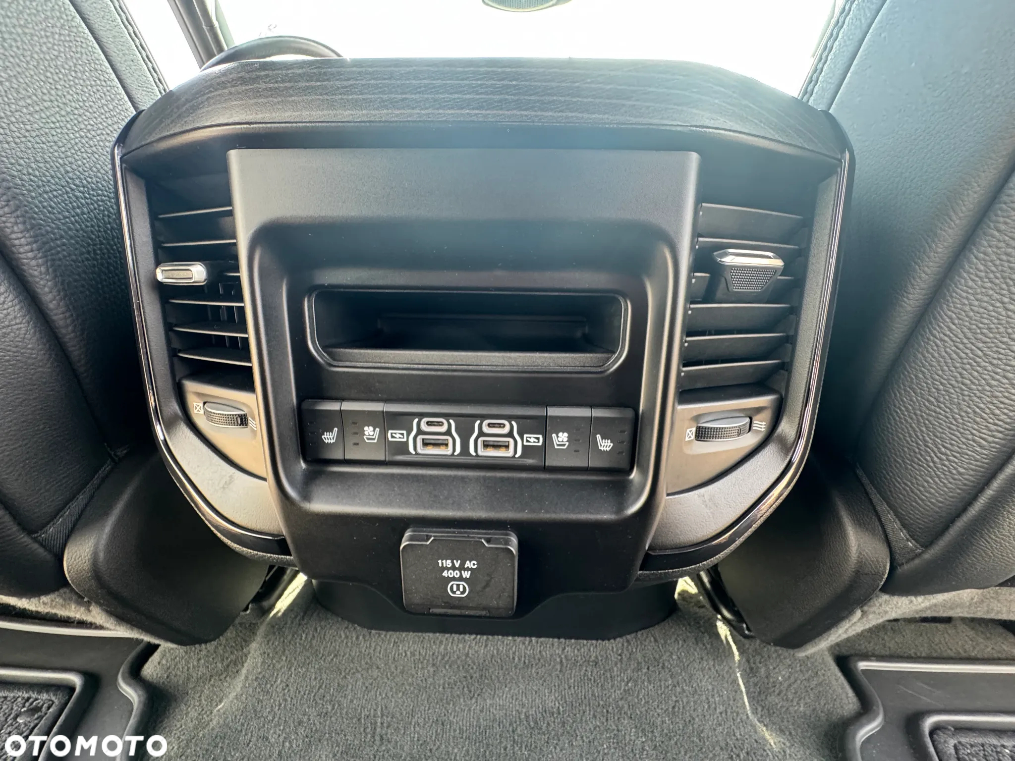 RAM 1500 Crew Cab Limited - 24