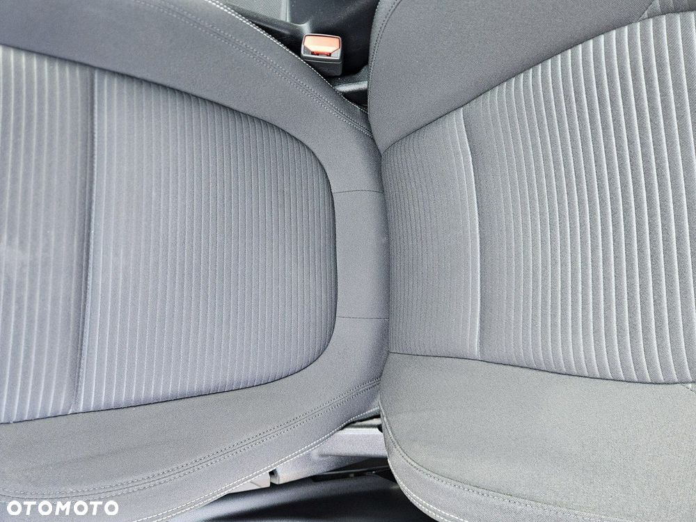 Ford Focus - 17