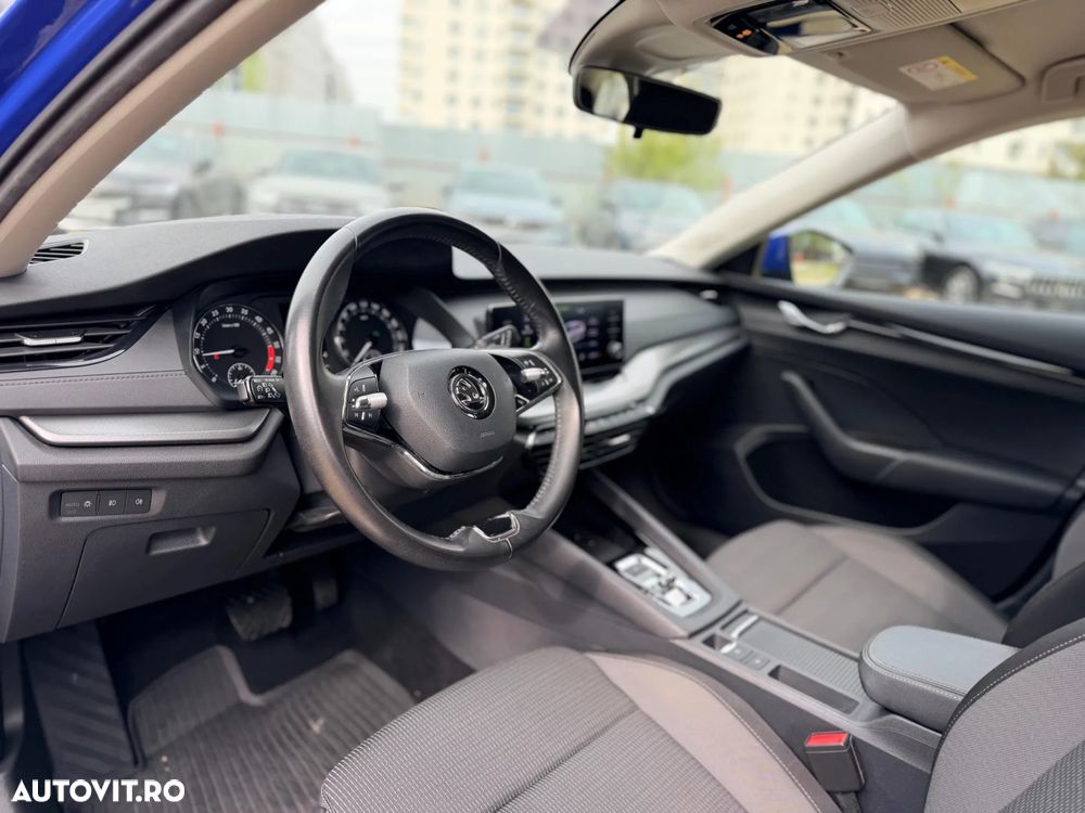 Skoda Octavia 2.0 TDI DSG Ambition - 10