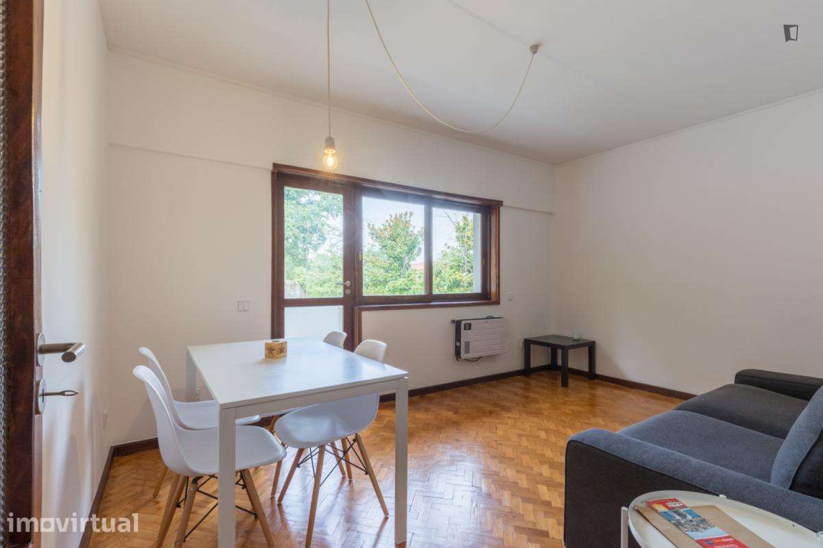 Quarto - localizado em Campanhã Porto - Grande imagem: 4/19