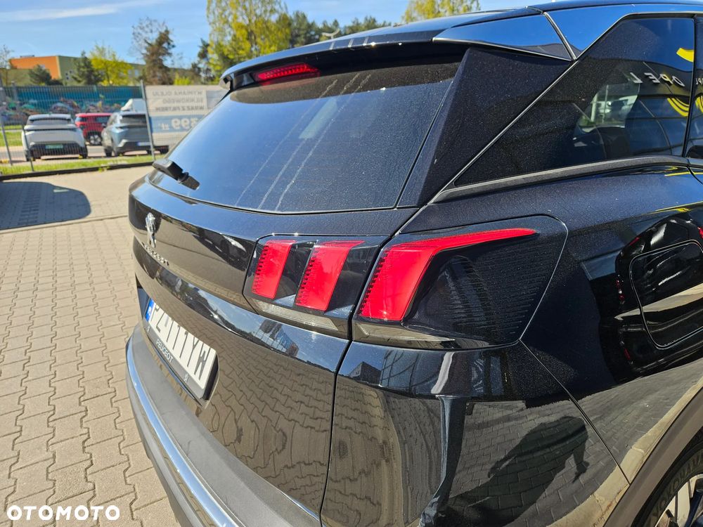 Peugeot 3008 1.5 BlueHDi Allure S&S EAT8 - 24