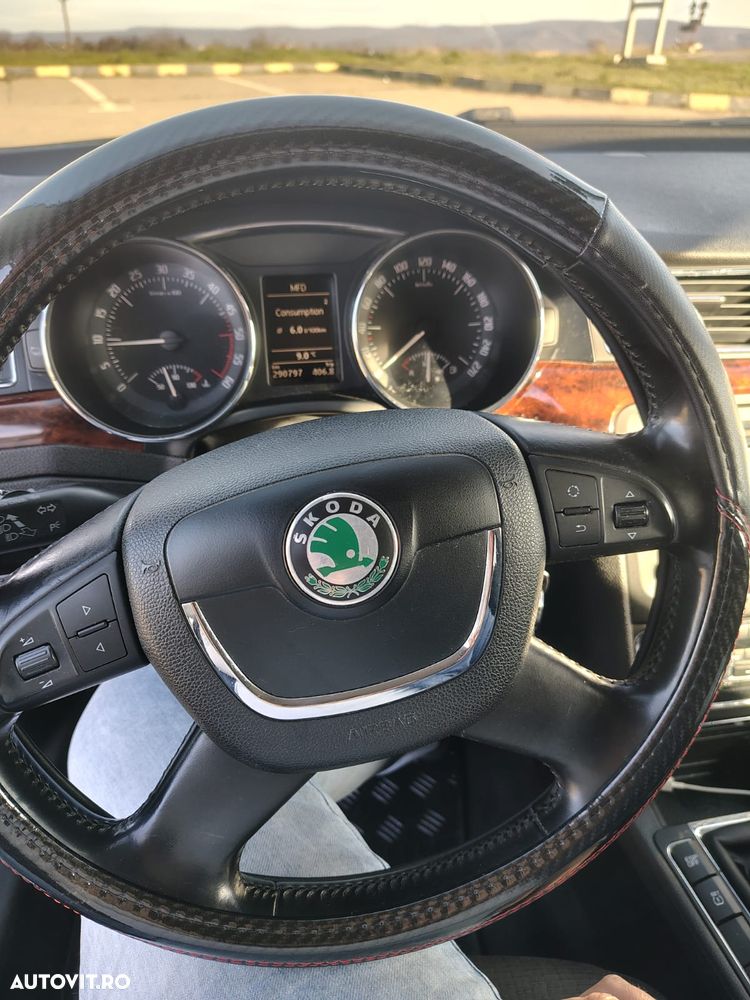 Skoda Superb 2.0 TDI PD Comfort - 5