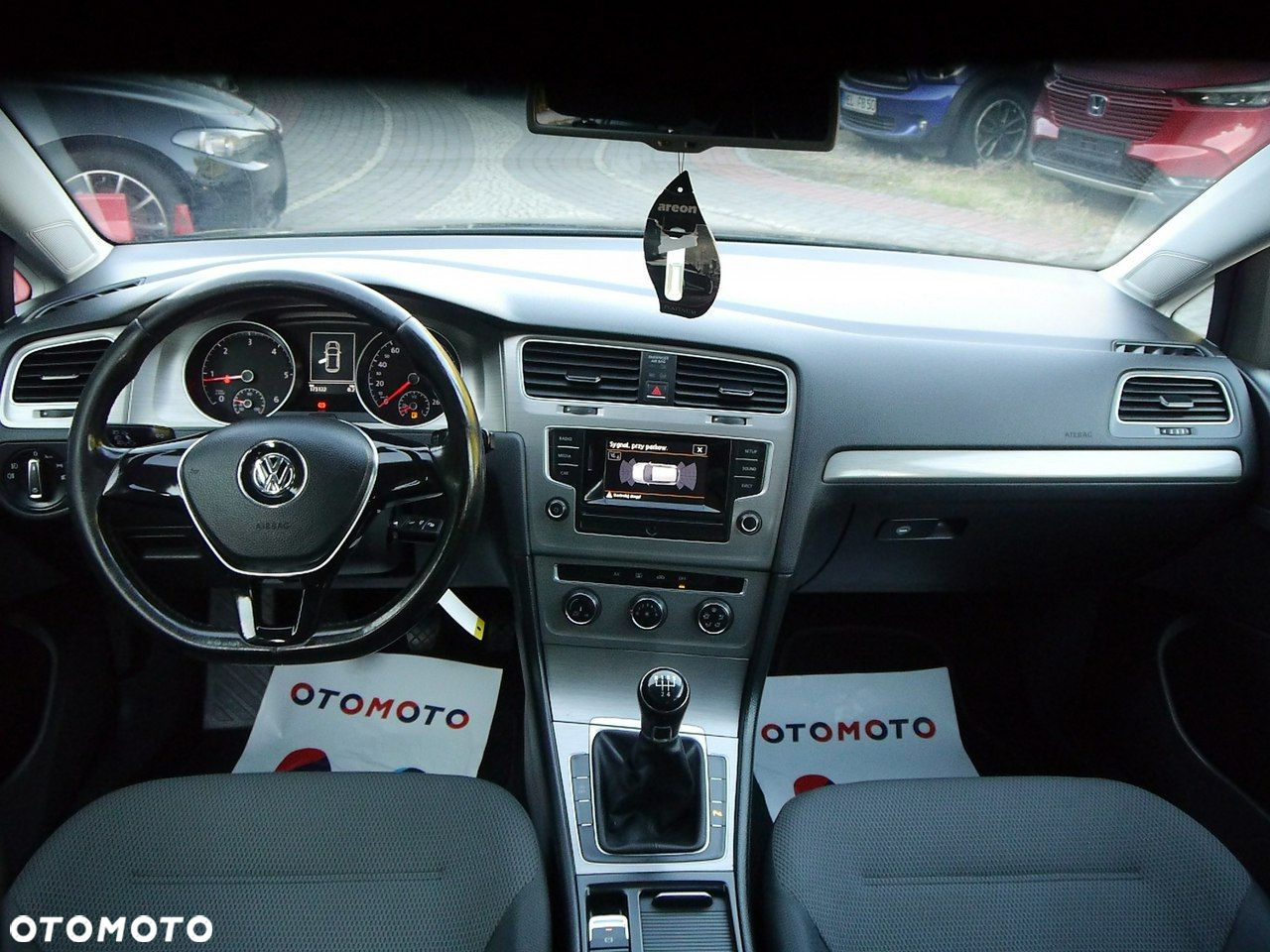 Volkswagen Golf 1.6 BlueTDI Comfortline - 15