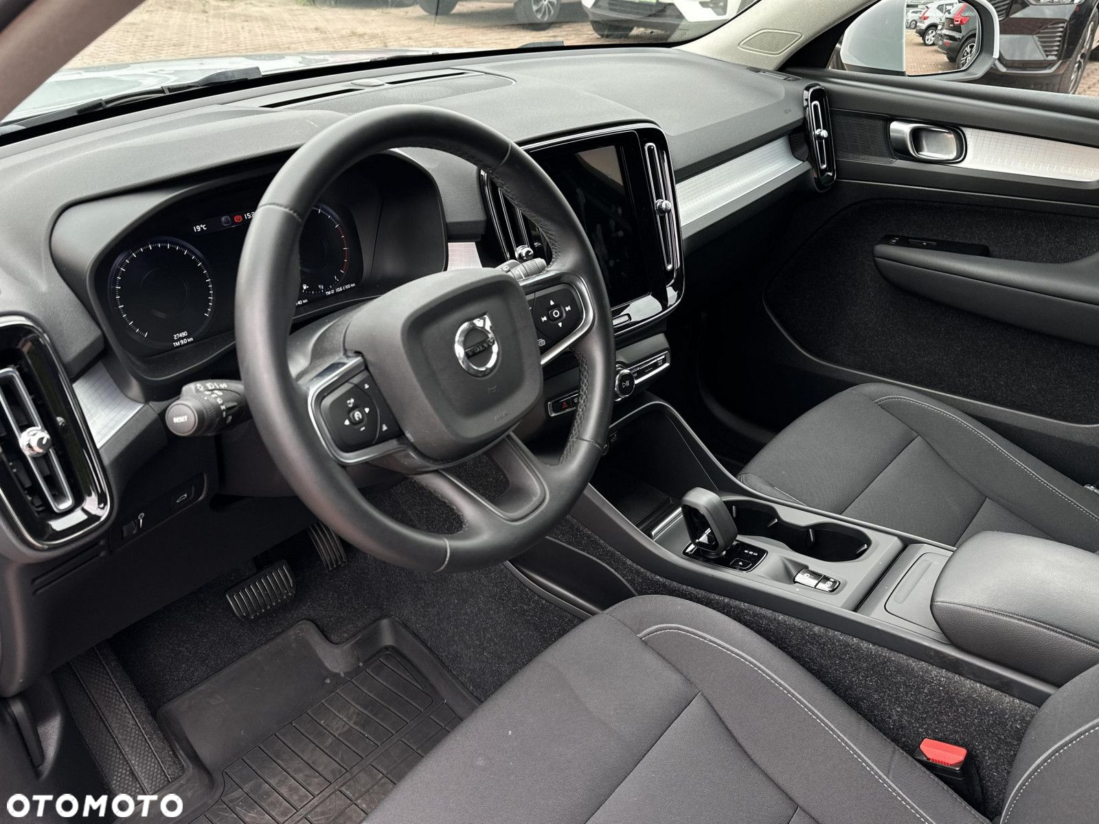 Volvo XC 40 - 9