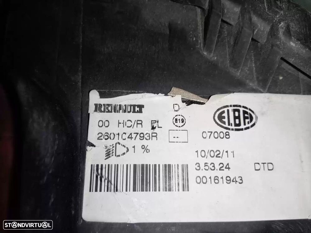 FAROL DIREITO DACIA SANDERO 2011 -2601C4793R - 2